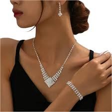 Collar y aretes de plata
